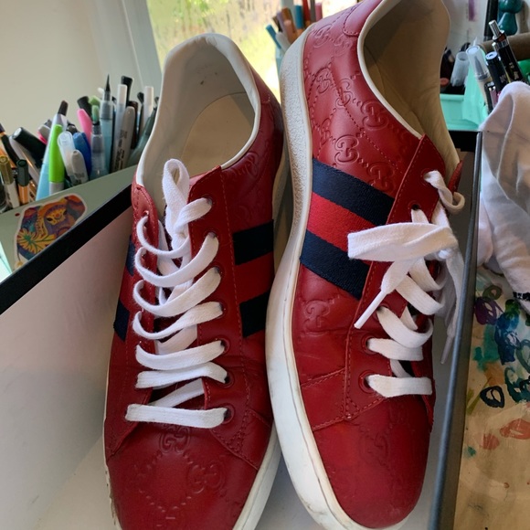 Gucci Men’s Tennis Shoes - Picture 1 of 7